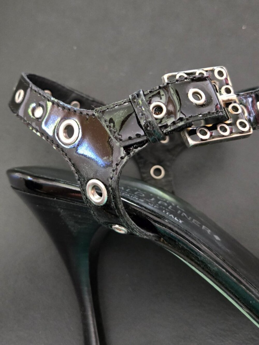 Couture Donald J. Pliner Patent Leather Grommet Sandals - Size 10 - Picture 2 of 4